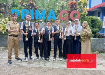 Festival Tunas Bahasa Ibu SMPN 46 Kota Bandung Juara Umum