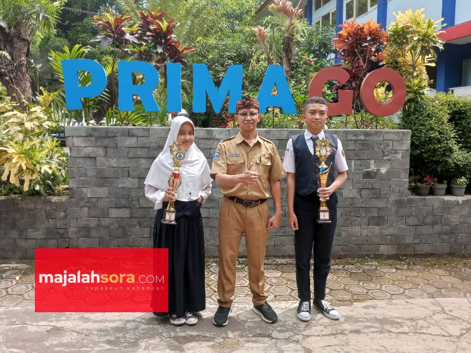 Festival Tunas Bahasa Ibu SMPN 46 Kota Bandung Juara Umum